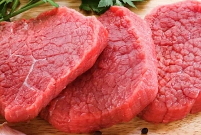 Беларусь собирается поставлять халяльную говядину и мясо птицы в ОАЭ